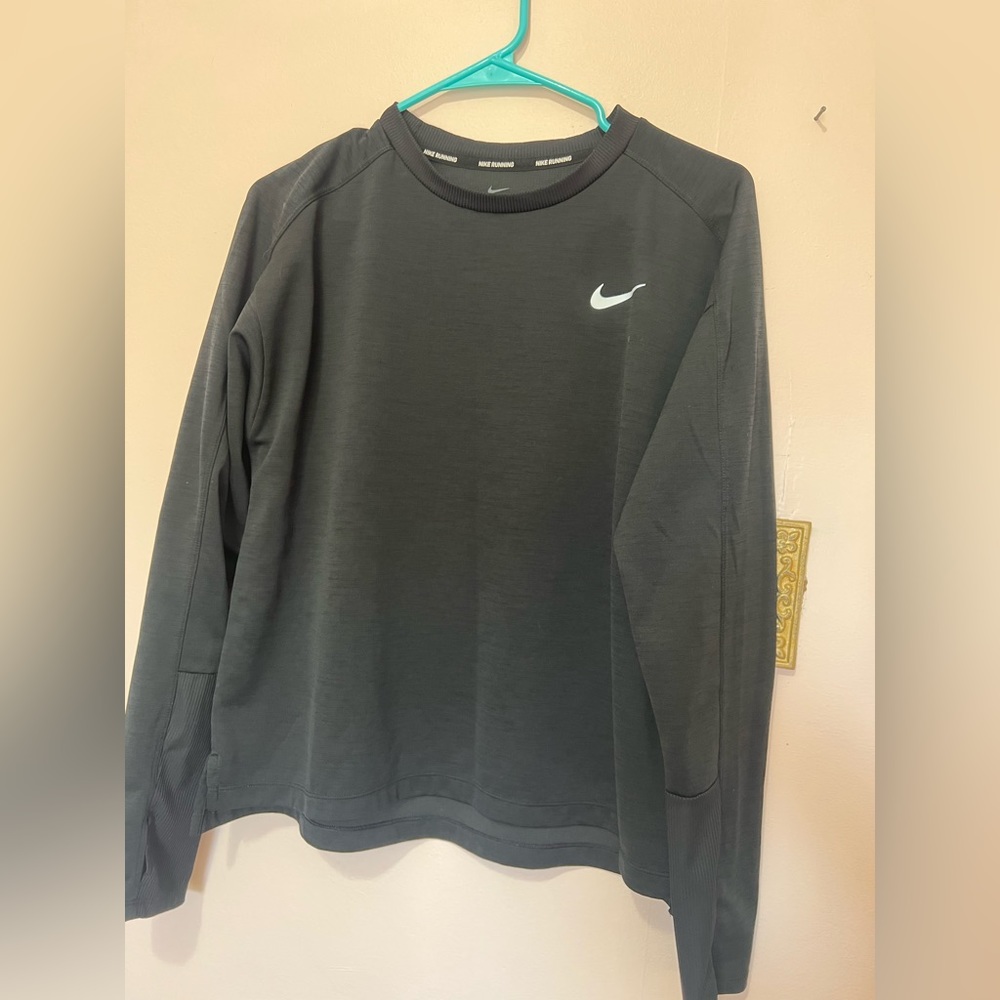 Nike dri fit long sleeved shirt